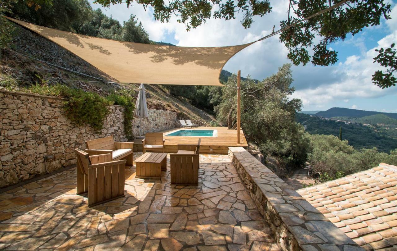 Castelli Olive Press Pension Acharavi  Buitenkant foto