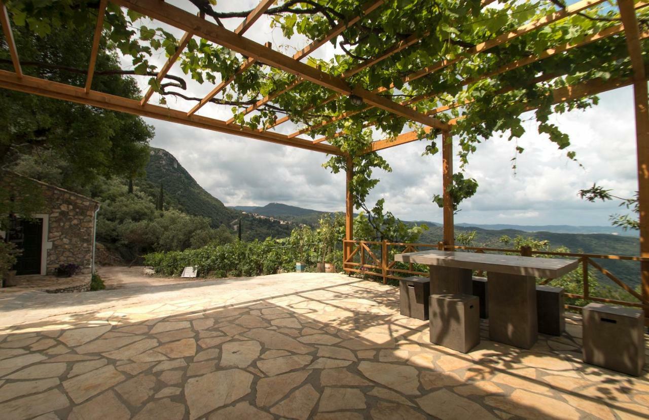 Castelli Olive Press Pension Acharavi  Buitenkant foto